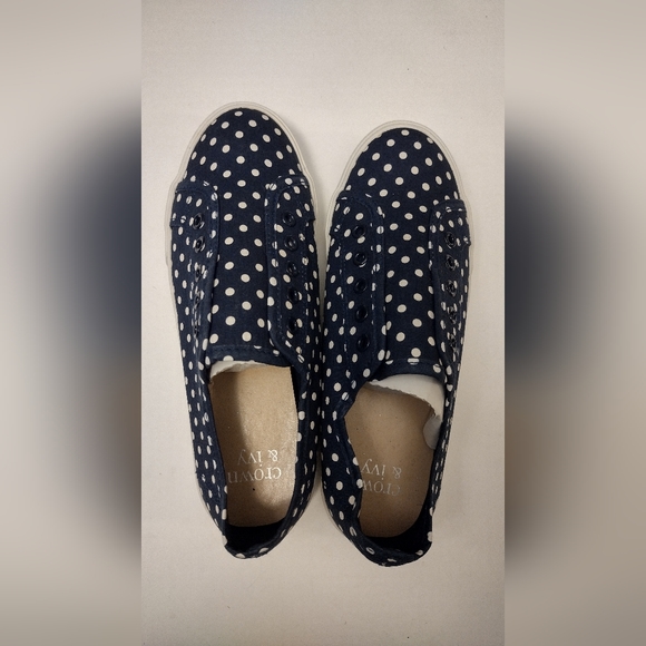 Crown and Ivy sneakers sz 6.5 NWOB - Picture 2 of 7